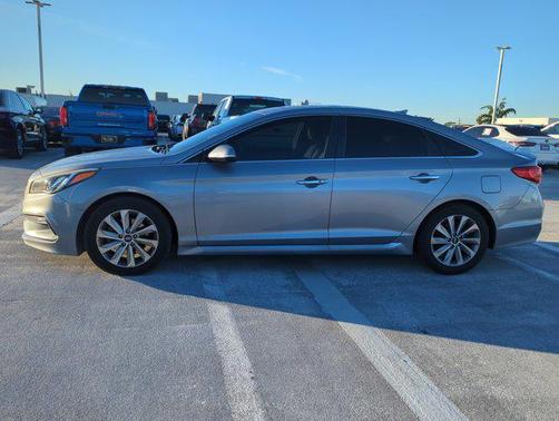2016 Hyundai SONATA Sport