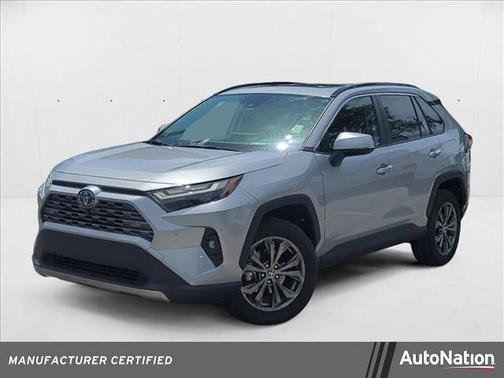 2022 Toyota RAV4 Hybrid SE