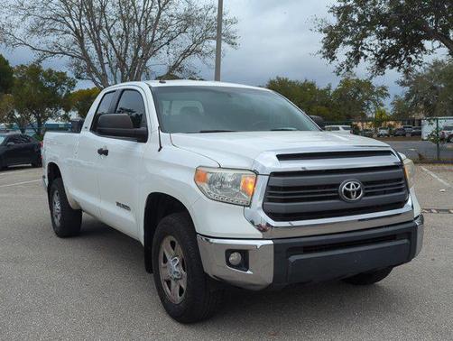 2015 Toyota Tundra SR5