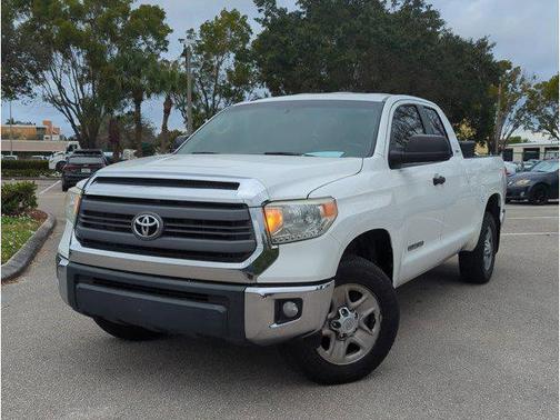 2015 Toyota Tundra SR5