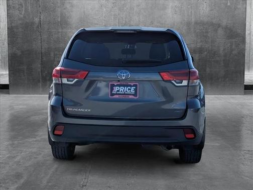 2018 Toyota Highlander LE