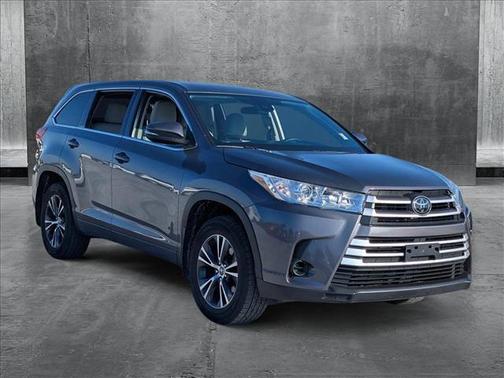 2018 Toyota Highlander LE