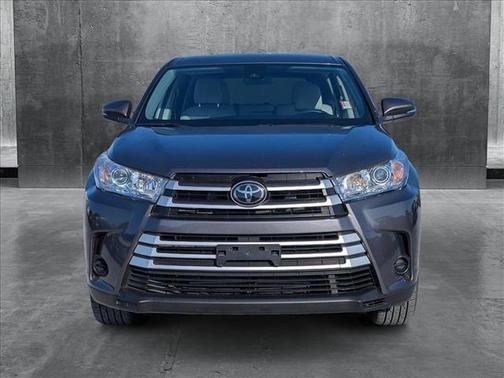 2018 Toyota Highlander LE
