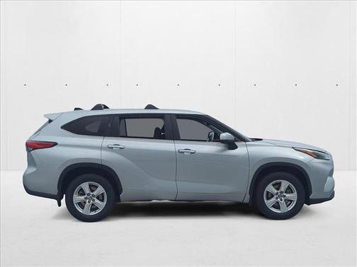 2023 Toyota Highlander Hybrid LE