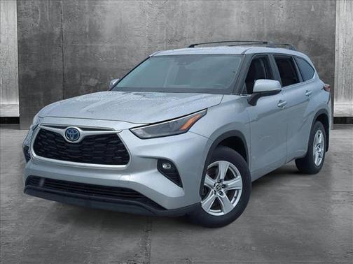 2023 Toyota Highlander Hybrid LE