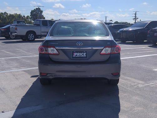 2013 Toyota Corolla LE
