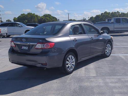 2013 Toyota Corolla LE
