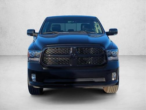 2017 RAM 1500 Night Crew Cab 4x4 5'7' Box