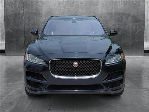 2019 Jaguar F-PACE 25t Premium