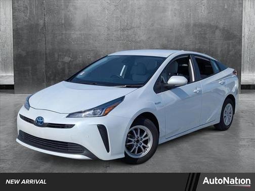 2022 Toyota Prius LE