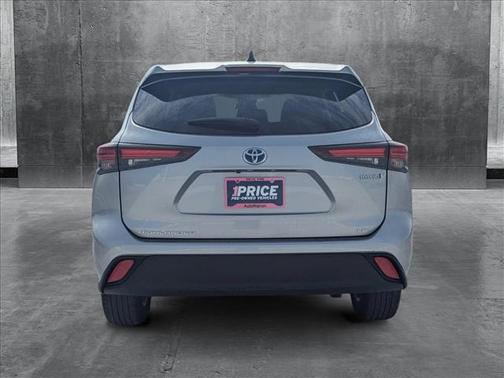 2024 Toyota Highlander Hybrid LE