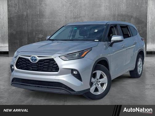 2024 Toyota Highlander Hybrid LE