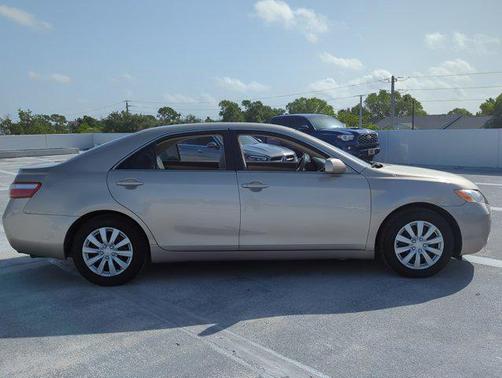 2007 Toyota Camry LE