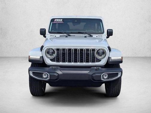 Bright White Clearcoat 2024 Jeep Wrangler 4-Door Sahara 4x4