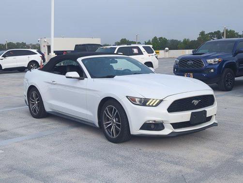 2016 Ford Mustang EcoBoost Premium