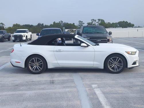 2016 Ford Mustang EcoBoost Premium