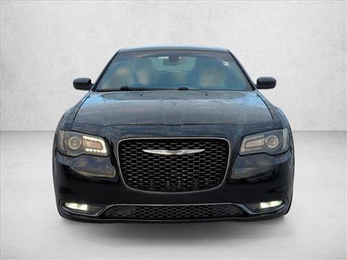 2018 Chrysler 300 S