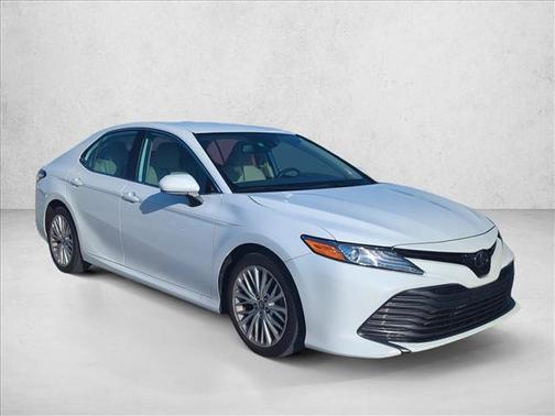 2019 Toyota Camry XLE