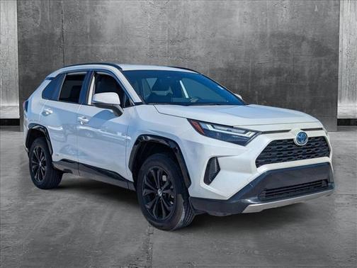 2022 Toyota RAV4 Hybrid SE