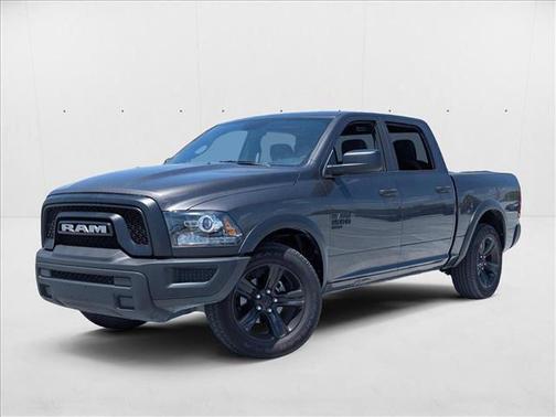 2024 RAM 1500 Classic Warlock Crew Cab 4x2 5'7' Box