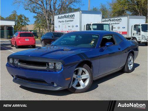 2012 Dodge Challenger SXT