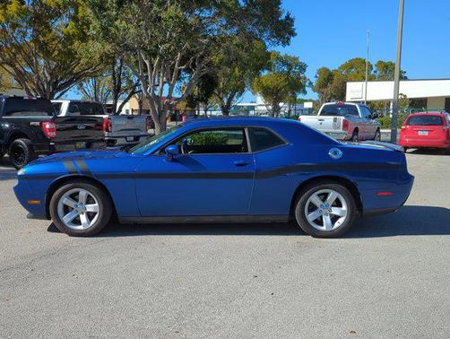 2012 Dodge Challenger SXT