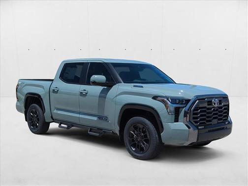 2025 Toyota Tundra Hybrid Platinum