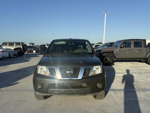 2015 Nissan Frontier SV
