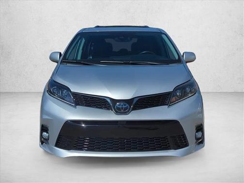 2020 Toyota Sienna SE Premium