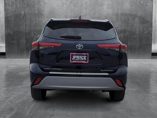 2021 Toyota Highlander Platinum