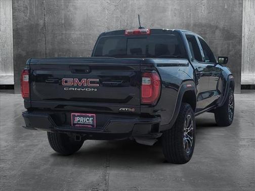 2024 GMC Canyon Base
