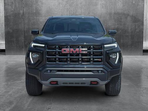2024 GMC Canyon Base
