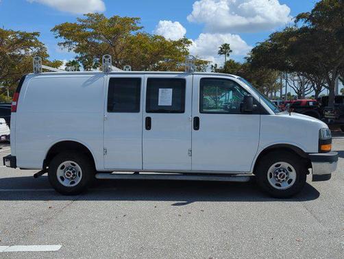 2021 GMC Savana 2500 Work Van