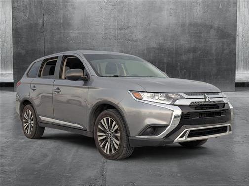 2020 Mitsubishi Outlander ES