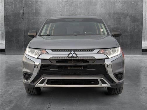 2020 Mitsubishi Outlander ES
