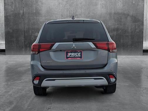 2020 Mitsubishi Outlander ES