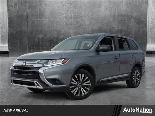 2020 Mitsubishi Outlander ES