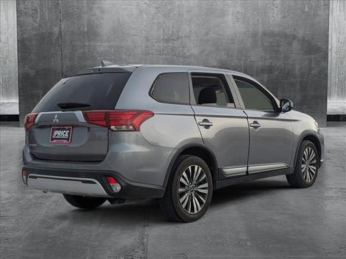 2020 Mitsubishi Outlander ES