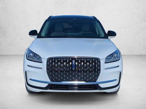 Pristine White Metallic Tri-Coat 2025 Lincoln Corsair Grand Touring