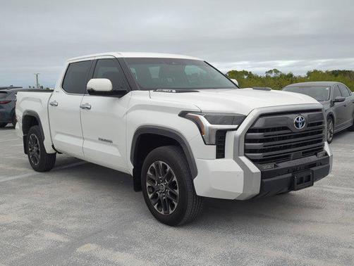 2024 Toyota Tundra Hybrid Limited