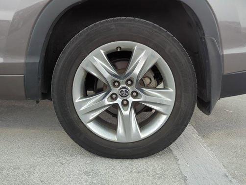 2016 Toyota Highlander Hybrid Platinum