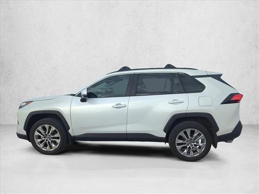 Wind Chill Pearl 2025 Toyota RAV4 XLE Premium