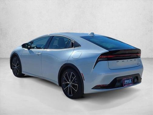 2025 Toyota Prius XLE