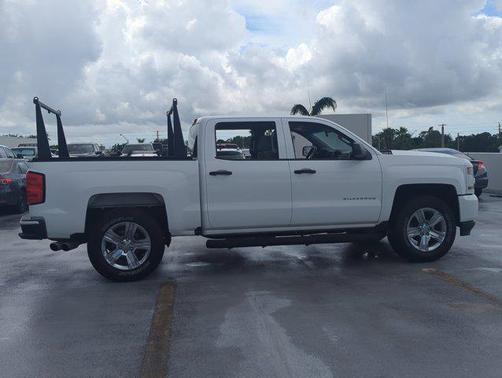 2018 Chevrolet Silverado 1500 Custom