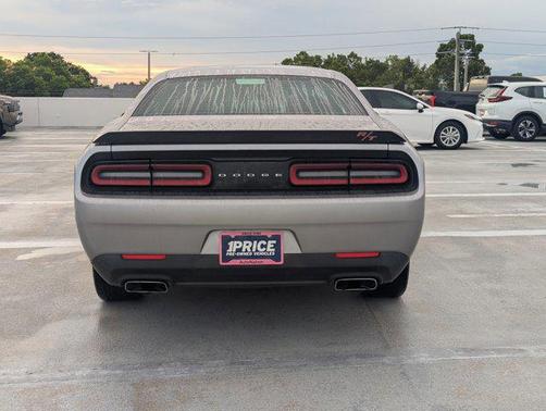 2017 Dodge Challenger R/T
