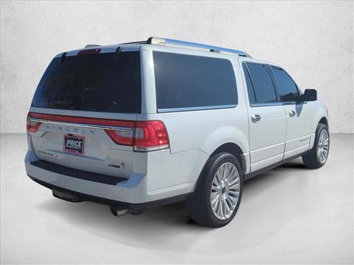 2015 Lincoln Navigator Base