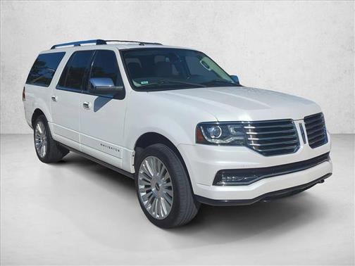 2015 Lincoln Navigator Base