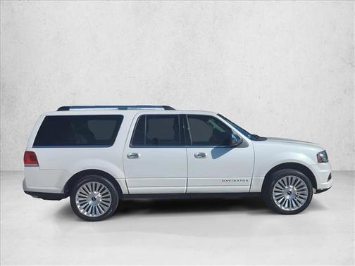 2015 Lincoln Navigator Base