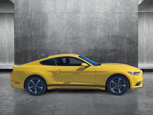 2015 Ford Mustang V6