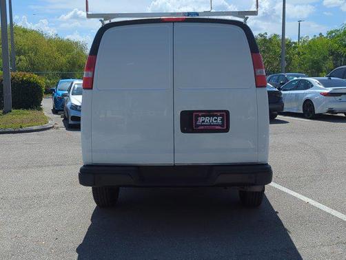 2019 Chevrolet Express 2500 Work Van